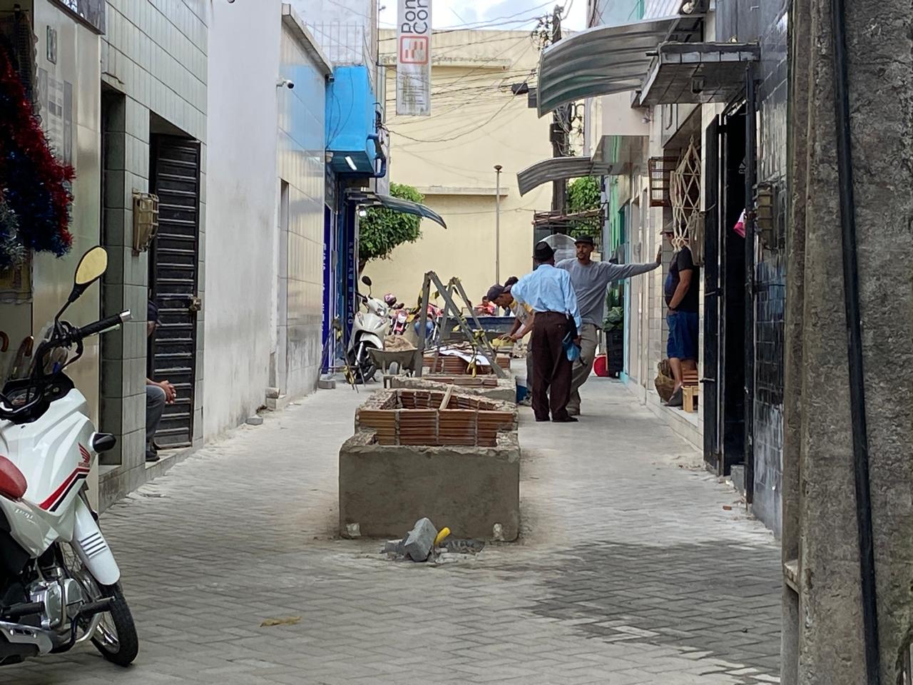 Beco de Naldo em Camocim de São Félix Passa por Requalificação e Será Transformado em Praça
